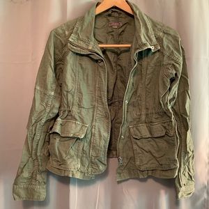 Juniors zip up Army green utility jacket